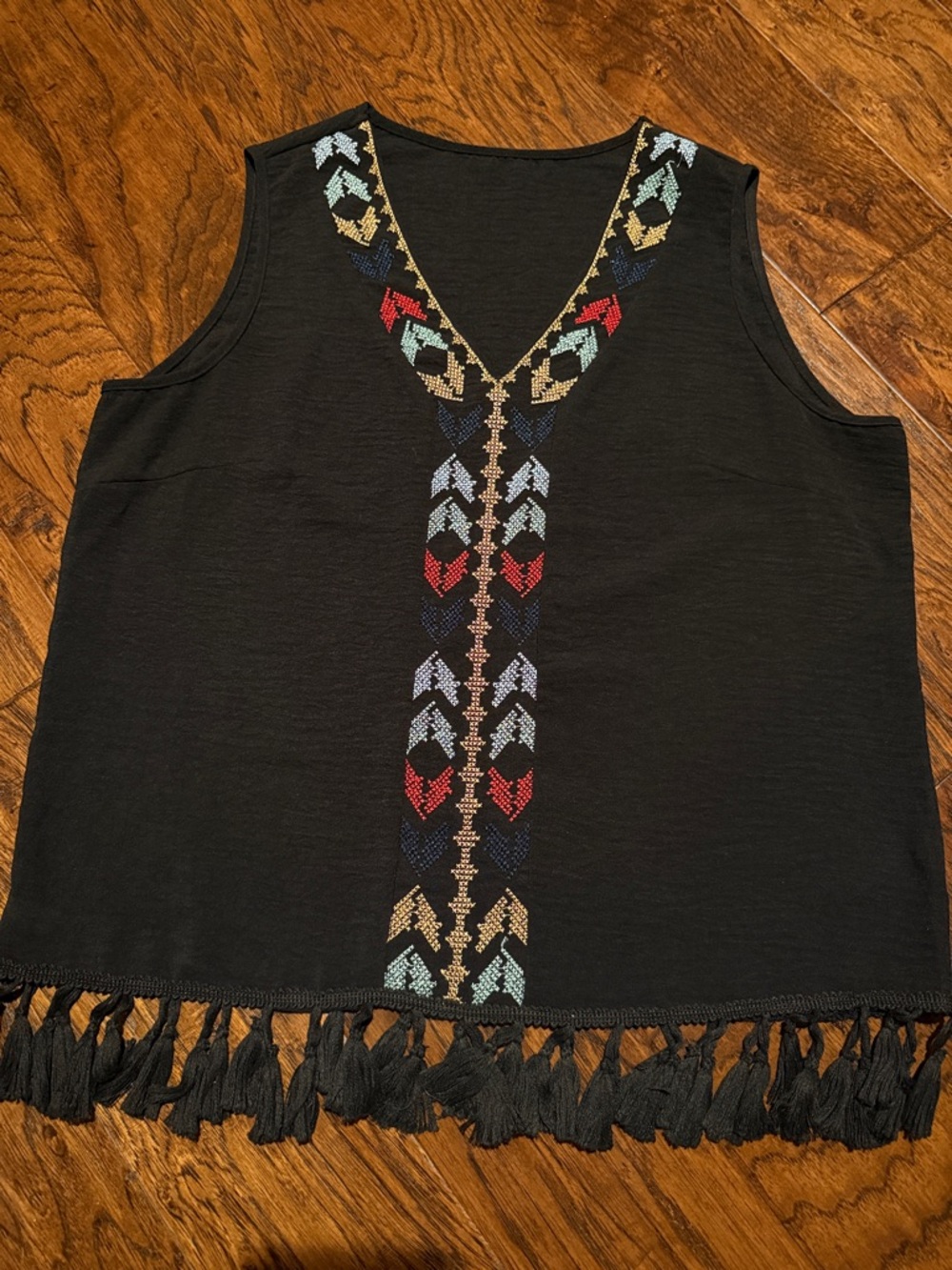Cupshe Black Fringe Tank Top with Multicolor Embroidery